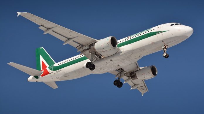 the-plane-3352694_960_720