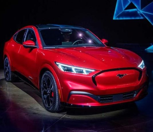 Ford ја намалува цената на Mustang Mach-E откако Tesla ги намали цените