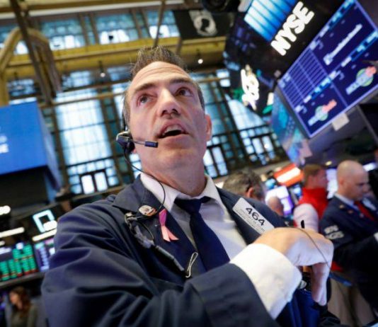 Индексот Dow Jones порасна, S&P 500 и Nasdaq забележаа пад