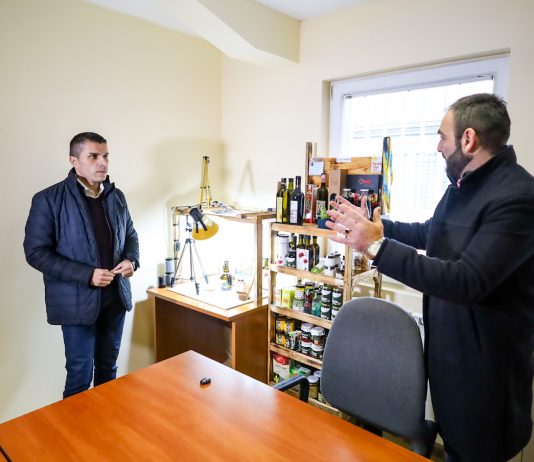 Презентирани новите програми за мали производители на храна и пијалоци пред членовите на Алијанса Премиум