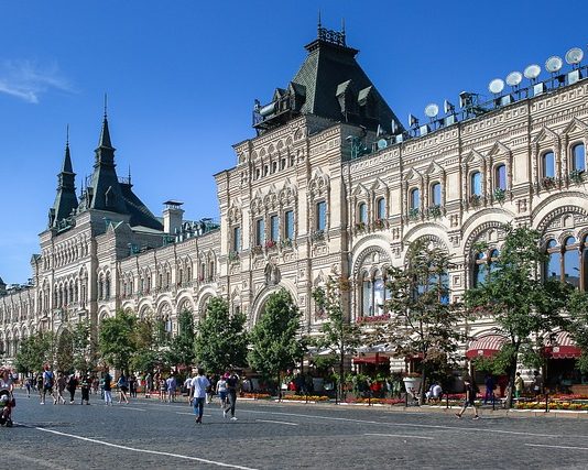 Русија одобри полесен визен режим за граѓаните на 19 земји
