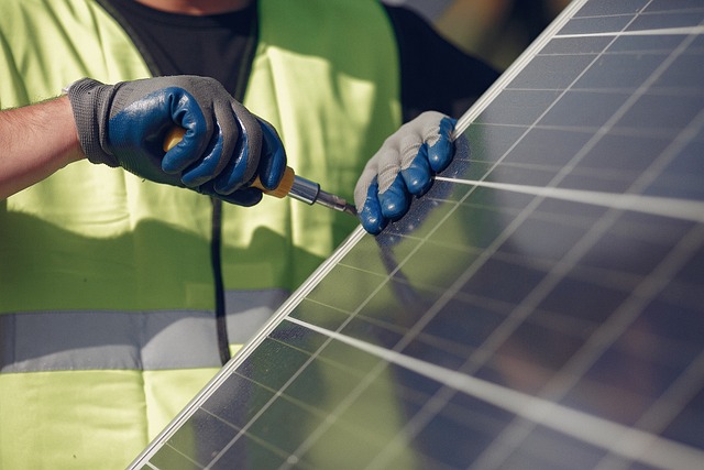 solar-panel-g88e7415a7_640