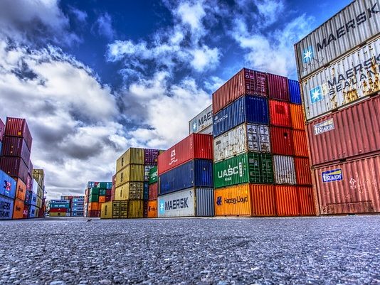 Глобалната трговија падна во јули со најбрза стапка во последните три години