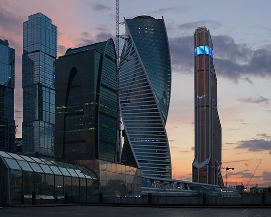 Милијарди долари западен профит заробен во Русија
