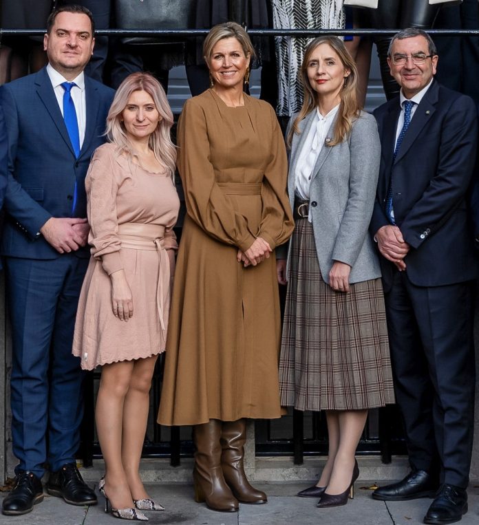 Sredba so holandskata kralica Maksima