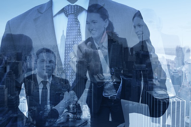 businessmen-g7f2772ea2_640