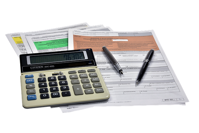 calculator-4272980_640