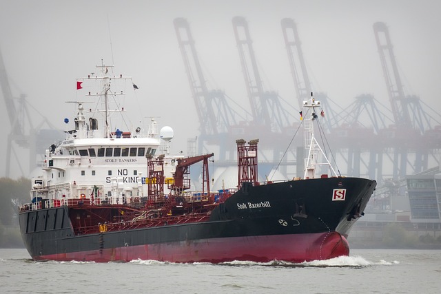 tanker-3765824_640