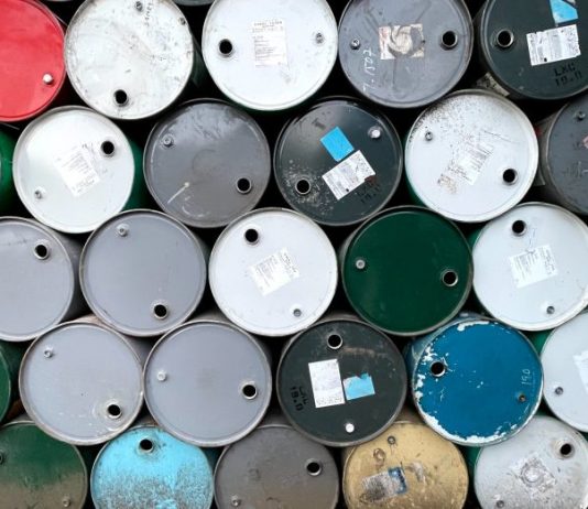 Во март пониски увозните цени од одделот Кокс и рафинирани нафтени производи