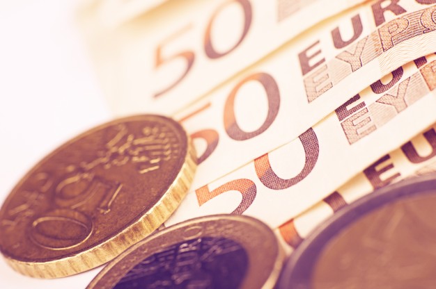 european-euro-currency_1426-269