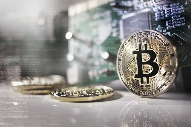 bitcoin-6555612_640