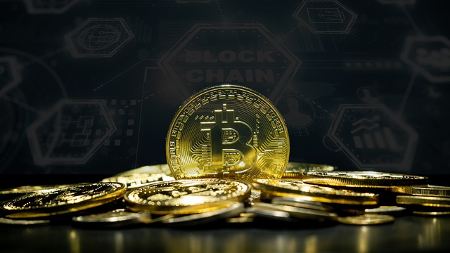 bitcoin-6631099_640