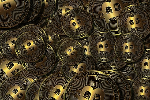 bitcoin-7071818_640