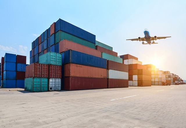 container-6751623_640