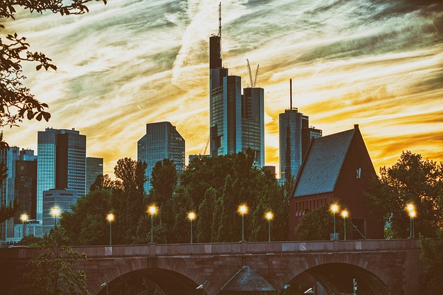 skyline-3582113_640