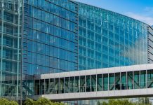 Европа на раскрсница, ќе мора да избере помеѓу развојот на вештачката интелигенција и климатските амбиции