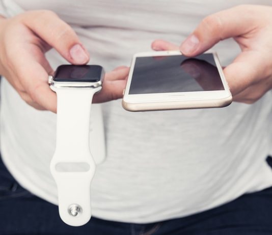 Прстигнува Apple Watch со камера