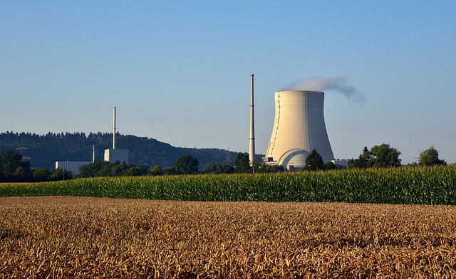 nuclear-power-plant-3545244_640