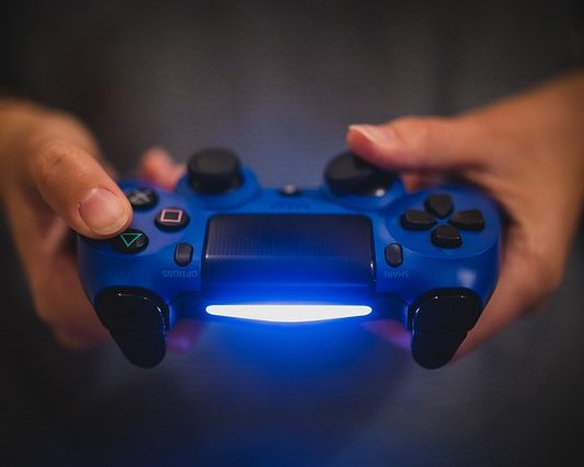 Sony ги зголемува цените на PlayStation 5 во Европа поради „предизвикувачкиот економски амбиент“