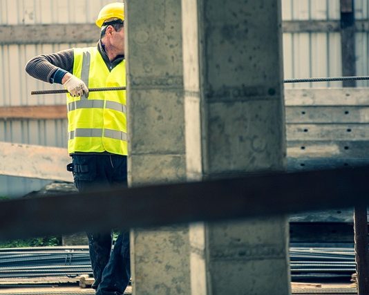 Во Македонија гинат и нашите и странските работници, безбедни само на хартија
