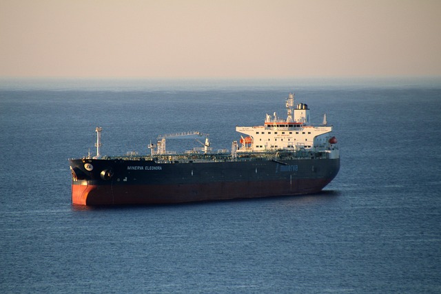 ship-5562741_640