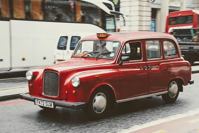 taxi-1932107_640