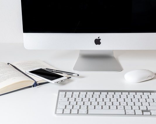 Apple очекува месечни загуби од 300 милиони долари поради царините