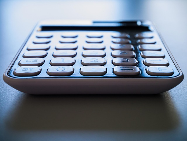 calculator-2438789_640