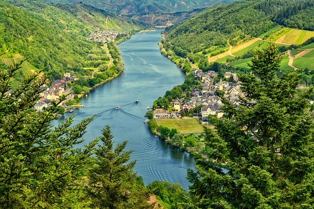 river-4336788_640