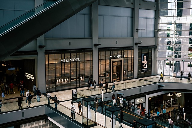 shopping-mall-7340181_640