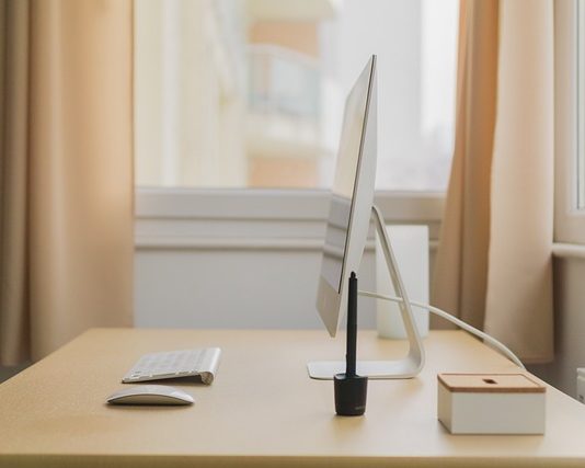 Легендата на Apple заминува – кој е наследникот на Џеф Вилијамс?