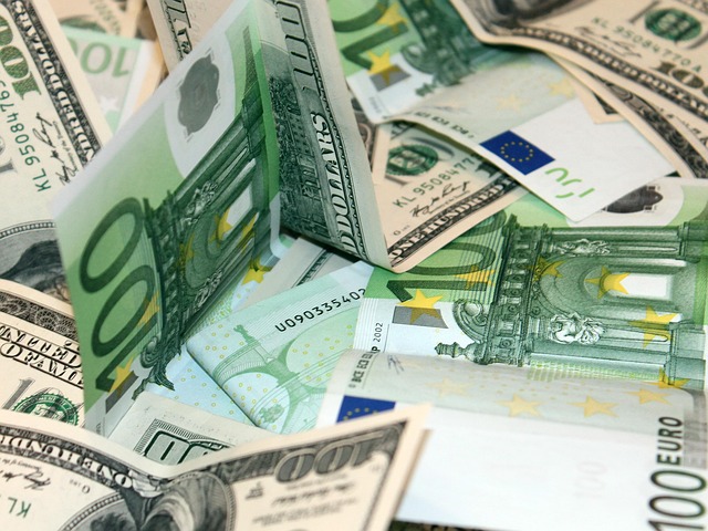 euro-2442802_640