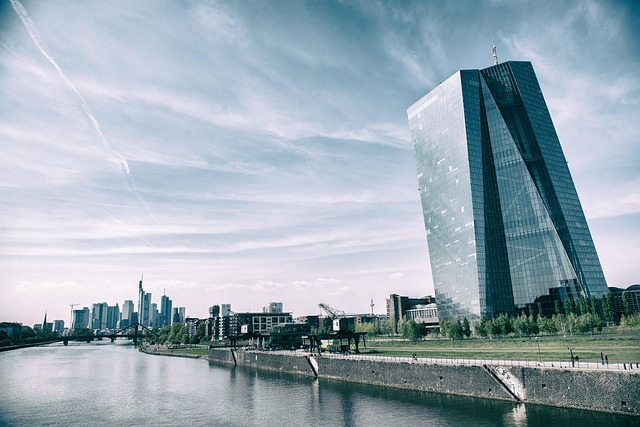 frankfurt-2251537_640 (1)