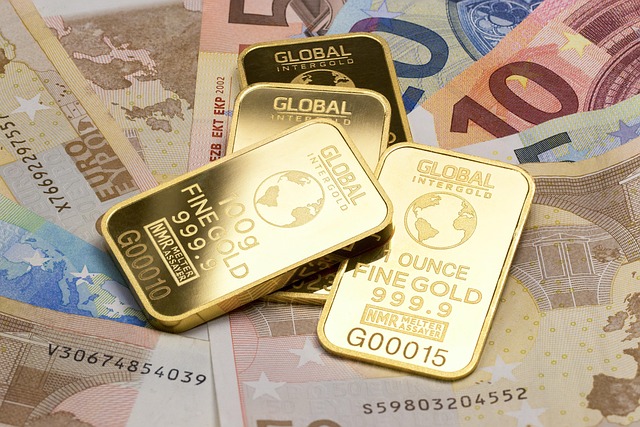 gold-is-money-2430052_640