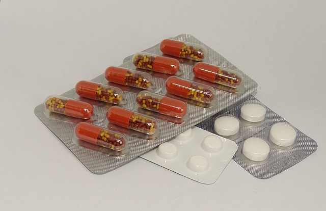 pill-3159707_640