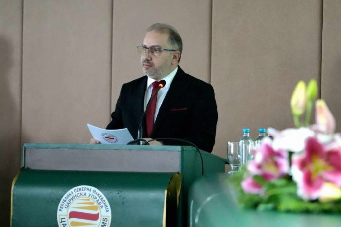 николовски