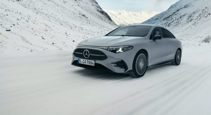 mercedes-cla-220-hybrid-5-2048x1366-1