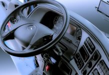 ЕК и министрите од Западен Балкан во вторник ќе бараат решение за проблемите на превозниците