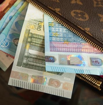 Просечната нето плата во Хрватска е 1.543 евра
