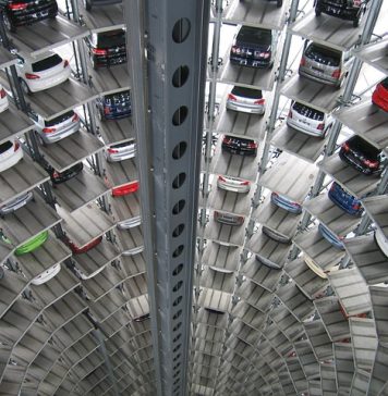 Германската автоиндустрија пред сериозен предизвик: Оперативниот профит на гигантите падна за 23,3%