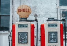 Најголемите европски нафтени компании остварија дополнителен приход поради пазарните флуктуации