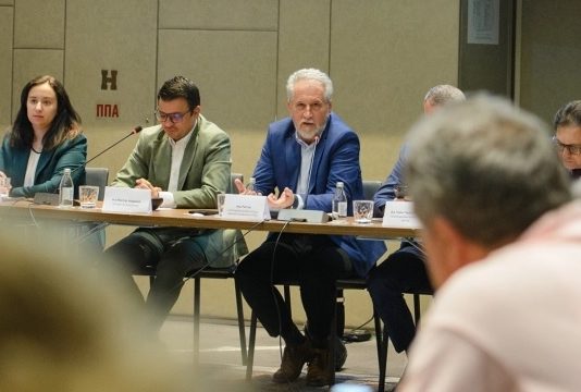 Предлог на Ристов: Наместо во ’бетон и железо‘, граѓаните да ја финансираат изградбата на ХЕЦ Чебрен
