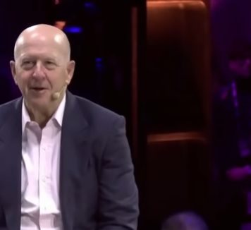 „Голдман Сакс“ дели бонуси од 500 милиони долари за топ менаџерите!