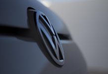 Фолксваген го намалува бројот на работници во Германија
