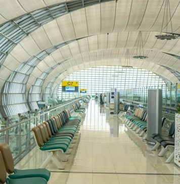 Жестока битка на небото: Европските авиопревозници го губат приматот меѓу најдобрите во светот