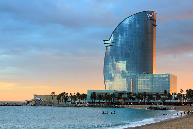 whistofino-barcelona-3901449_640