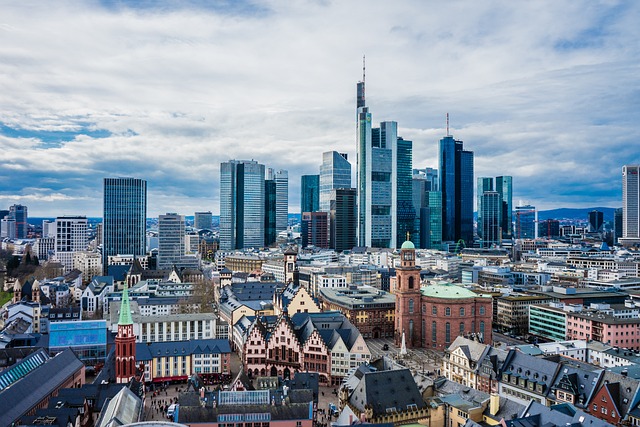 leonhard_niederwimmer-frankfurt-4945405_640
