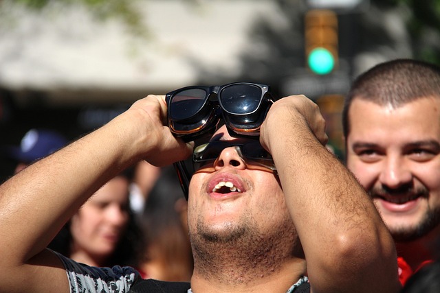 simaghaffarzadeh-solar-eclipse-2689073_640
