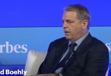 Поранешниот сопственик на Челзи сака да ги преземе средствата на Лукоил вредни 20 милијарди долари