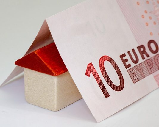 Германија им дава на децата десет евра месечно за приватни пензиски заштеди